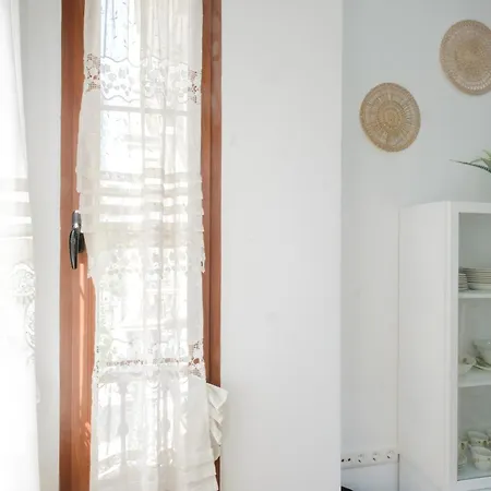 - Avda La Costa Gijón