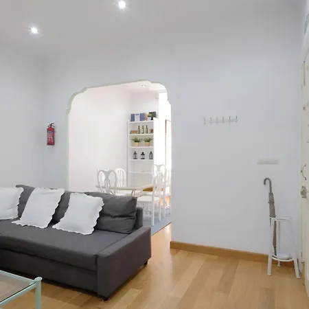 - Avda La Costa Χιχόν