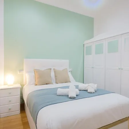 Apartment - Avda La Costa *