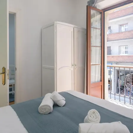 - Avda La Costa Apartment Gijón