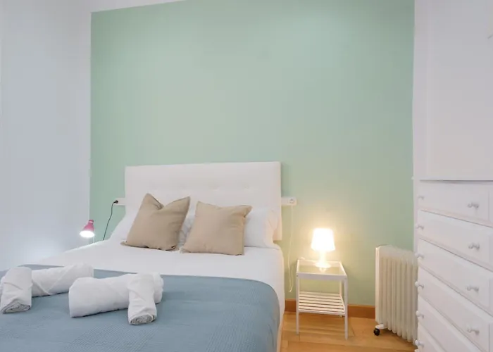 - Avda La Costa Apartamento *