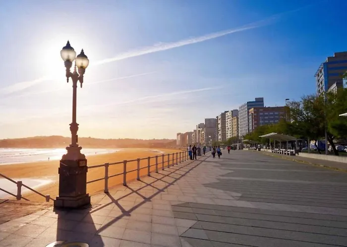 - Avda La Costa Gijón